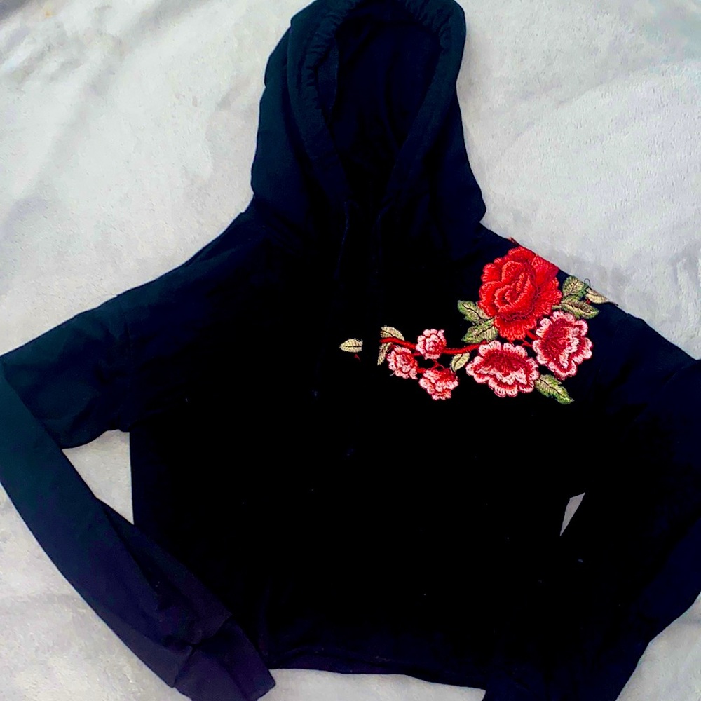 Black cropped hoodie